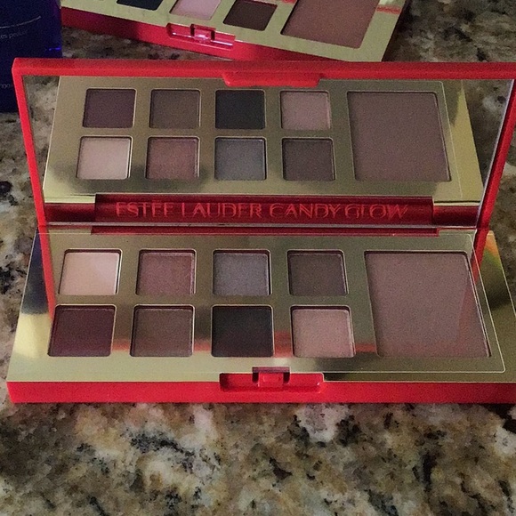 Estēe Lauder Candy Glow Eyeshadow - Picture 2 of 4